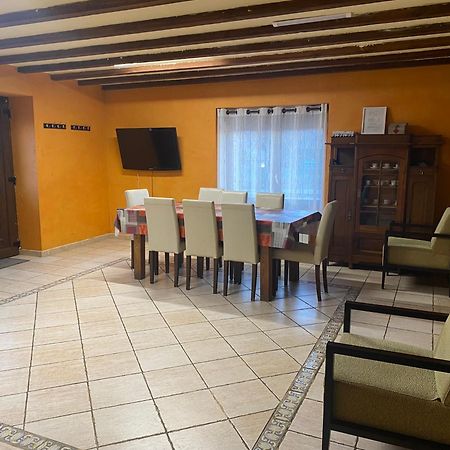 Villa Dona Elvira Y Dona Sol Vivar del Cid Esterno foto