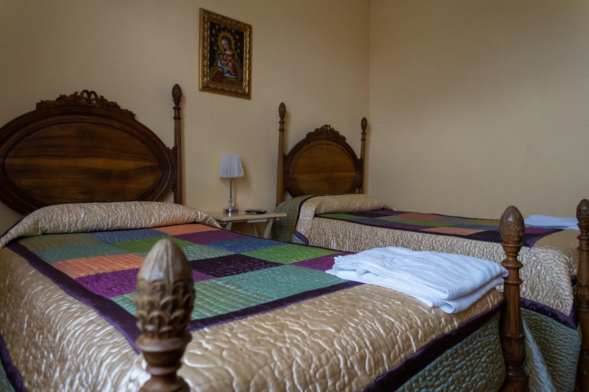 Villa Dona Elvira Y Dona Sol Vivar del Cid Esterno foto